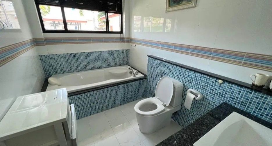 Villa zur Miete mit 5 Zimmer in Huay Yai, Pattaya