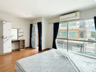For rent 3 bedrooms house in Suan Luang, Bangkok