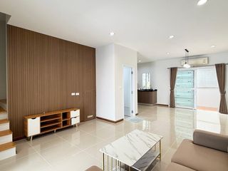 For rent 3 bedrooms house in Suan Luang, Bangkok