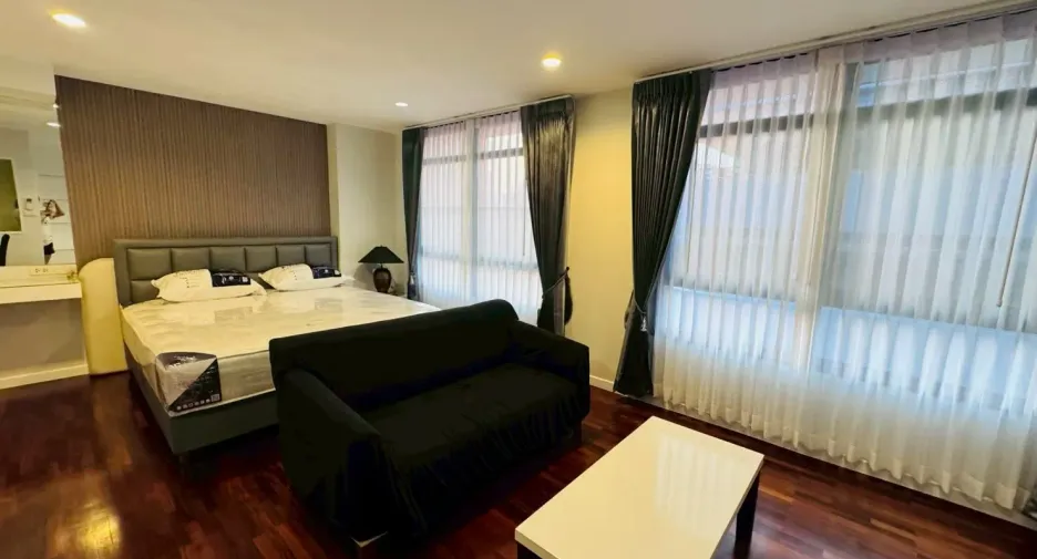 ขาย 5 ห้องนอน คอนโด ใน วัฒนา, กรุงเทพฯ