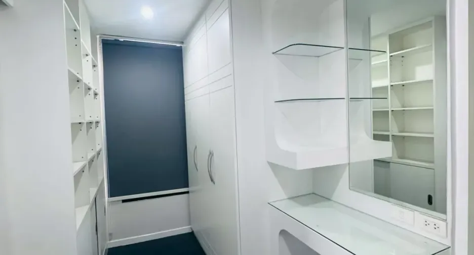 ขาย 5 ห้องนอน คอนโด ใน วัฒนา, กรุงเทพฯ