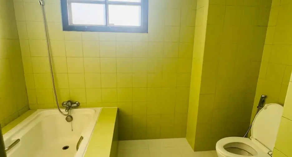 ขาย 5 ห้องนอน คอนโด ใน วัฒนา, กรุงเทพฯ