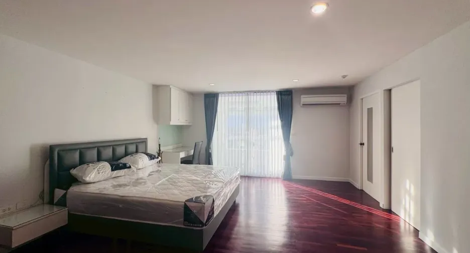 ขาย 5 ห้องนอน คอนโด ใน วัฒนา, กรุงเทพฯ