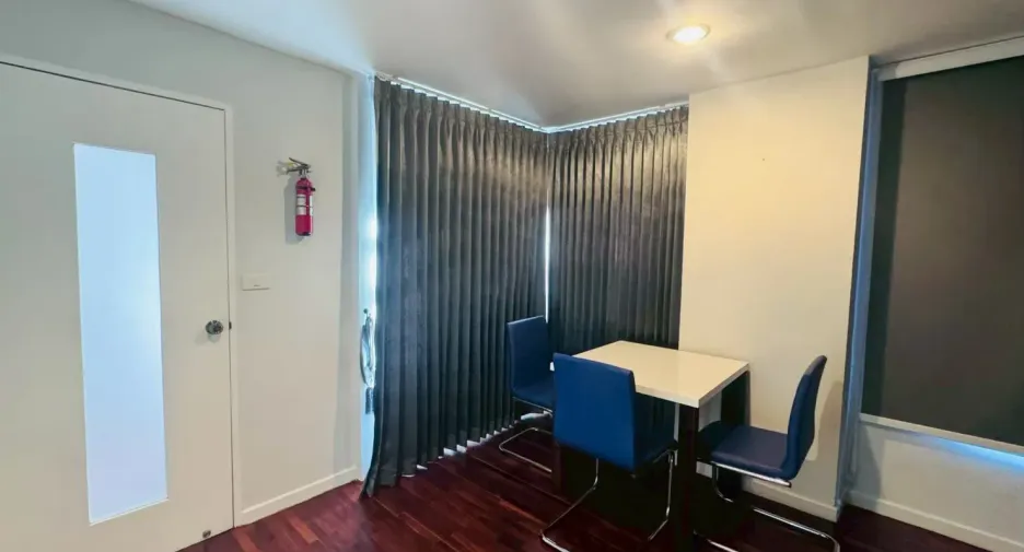 ขาย 5 ห้องนอน คอนโด ใน วัฒนา, กรุงเทพฯ