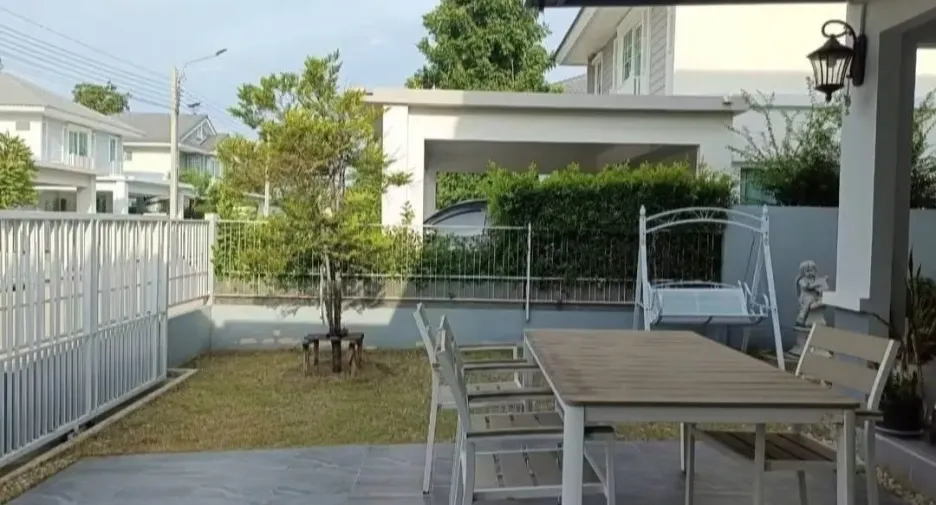 For sale そして for rent 3 ベッドルーム house in Bang Bo, Samut Prakan