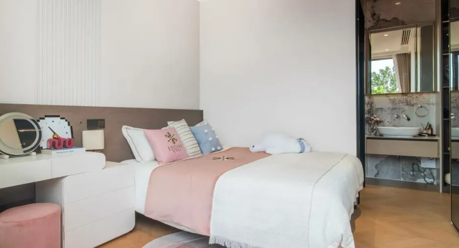 Villa zum Kauf mit 4 Zimmer in Bang Lamung, Chonburi