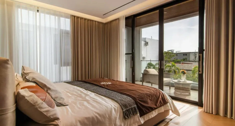 Villa zum Kauf mit 4 Zimmer in Bang Lamung, Chonburi