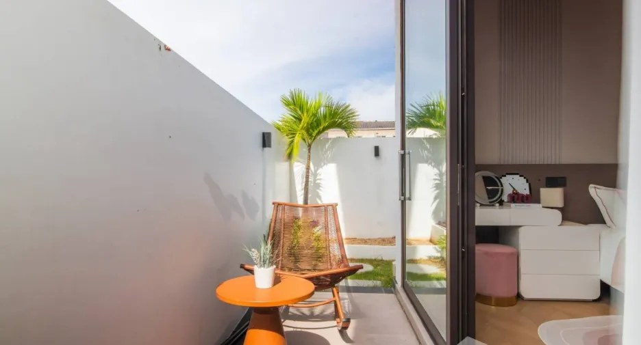 Villa zum Kauf mit 4 Zimmer in Bang Lamung, Chonburi