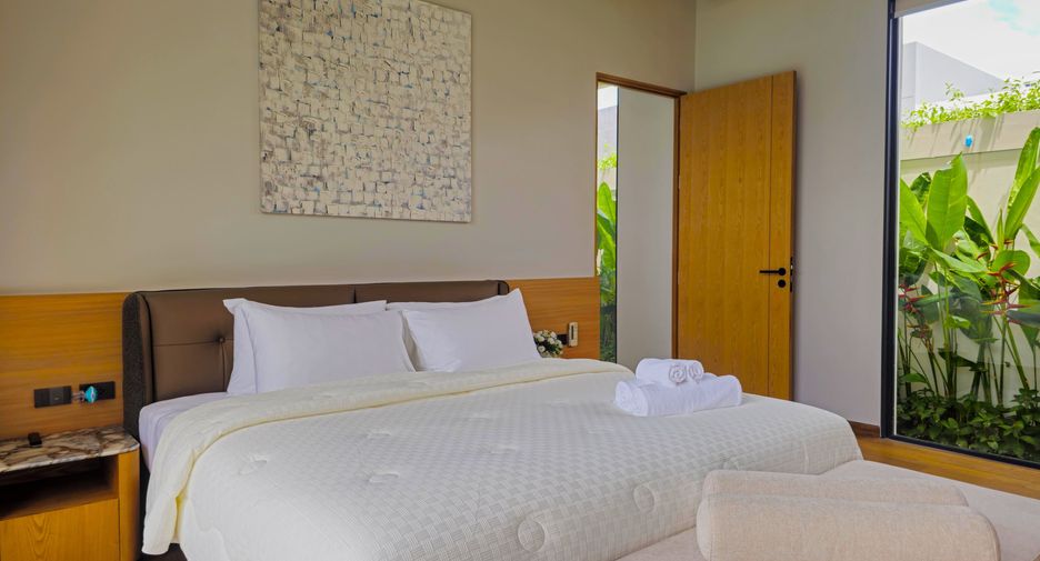 À louer 4 chambres villa à Mueang Phuket, Phuket