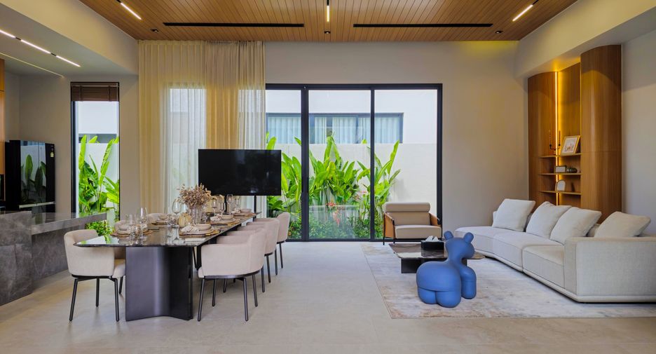 À louer 4 chambres villa à Mueang Phuket, Phuket