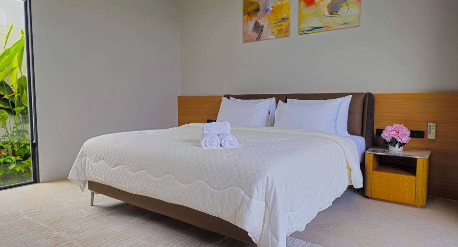 À louer 4 chambres villa à Mueang Phuket, Phuket