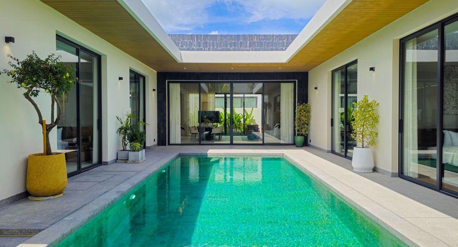 À louer 4 chambres villa à Mueang Phuket, Phuket