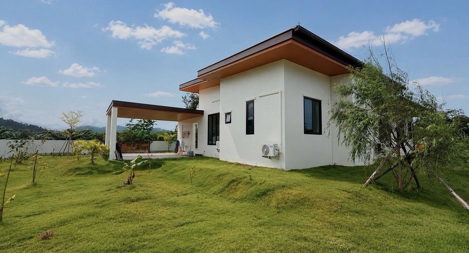 ขาย 3 ห้องนอน วิลล่า ใน ตะกั่วทุ่ง, พังงา