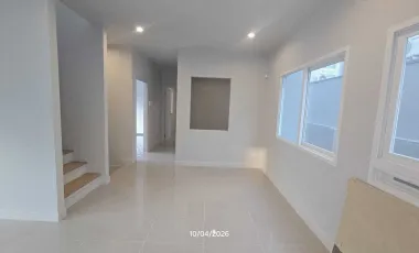 Casa en alquiler de 4 habitaciones en Thalang, Phuket