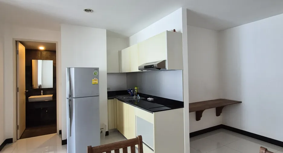 For rent 1 bed condo in Khlong Toei, Bangkok