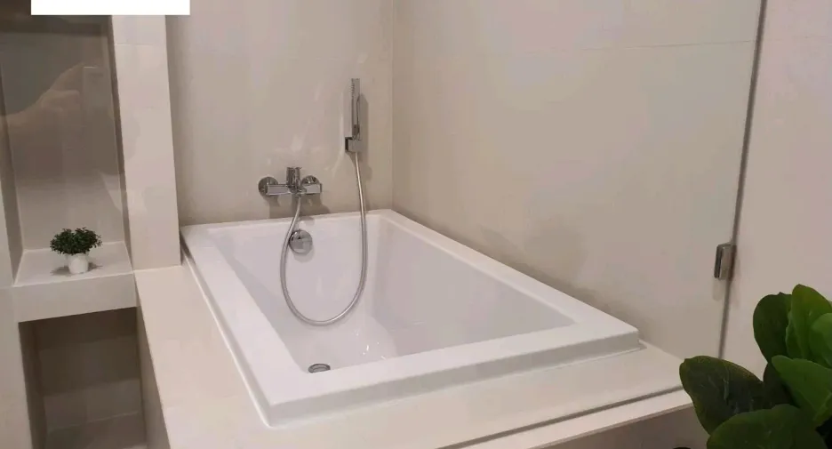 For rent 2 ベッドルーム condo in Khlong Toei, Bangkok