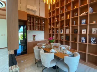 Villa zum Kauf mit 5 Zimmer in Bang Lamung, Chonburi