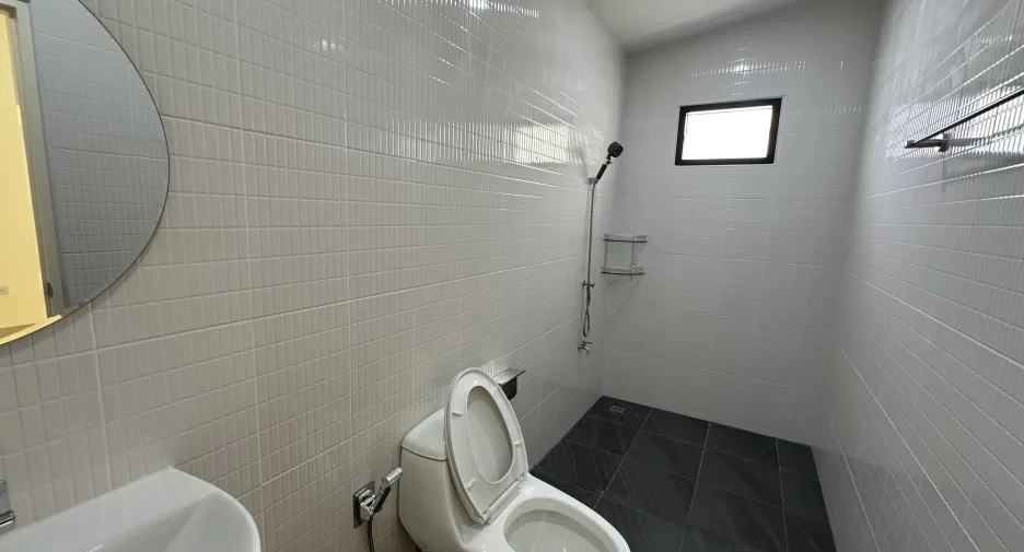 À vendre 3 chambres maison à Hang Dong, Chiang Mai