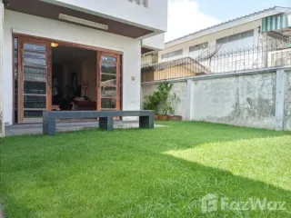 Casa en venta de 5 habitaciones en Chatuchak, Bangkok