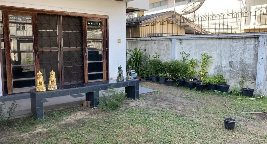 出售 5 卧室 独立屋 在 Chatuchak, 曼谷