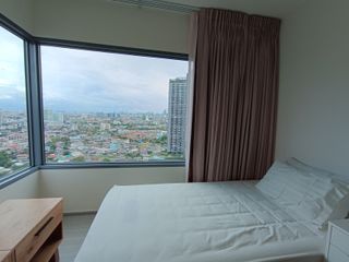 出售 和 出租 2 卧室 公寓 在 Phasi Charoen, 曼谷