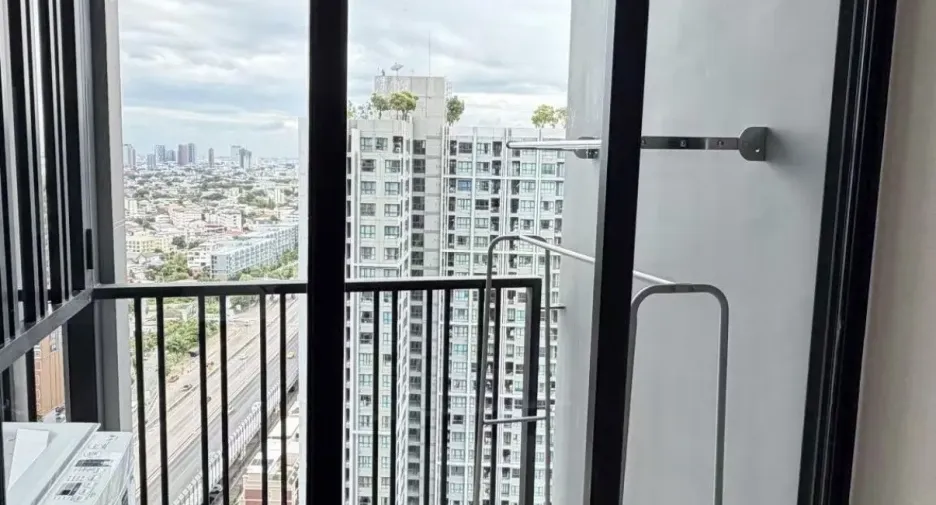 Condo en alquiler de 1 habitaciones en Watthana, Bangkok
