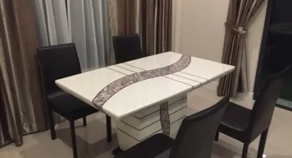 ให้เช่า 4 ห้องนอน บ้านเดี่ยว ใน บางกะปิ, กรุงเทพฯ