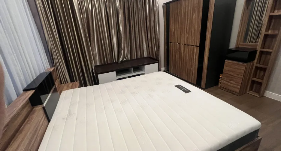 ให้เช่า 4 ห้องนอน บ้านเดี่ยว ใน บางกะปิ, กรุงเทพฯ