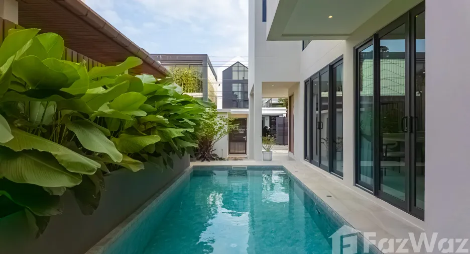 À vendre et à louer 3 chambres villa à Mueang Phuket, Phuket