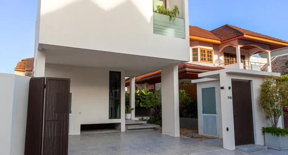 À vendre et à louer 3 chambres villa à Mueang Phuket, Phuket