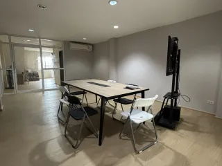Oficina en venta y en alquiler de 3 habitaciones en Bang Na, Bangkok