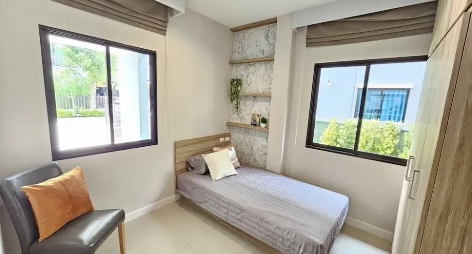 For rent 4 bedrooms house in Prawet, Bangkok