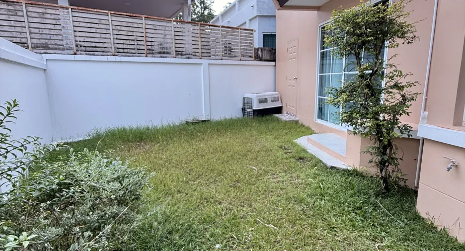 À vendre et à louer 3 chambres villa à Mueang Phuket, Phuket