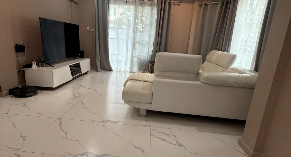 À vendre et à louer 3 chambres villa à Mueang Phuket, Phuket