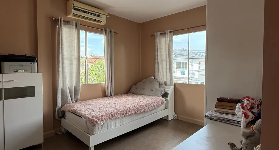 À vendre et à louer 3 chambres villa à Mueang Phuket, Phuket