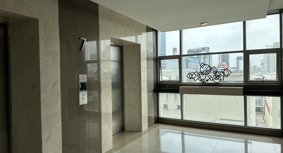 Condo en venta de 1 habitaciones en Huai Khwang, Bangkok