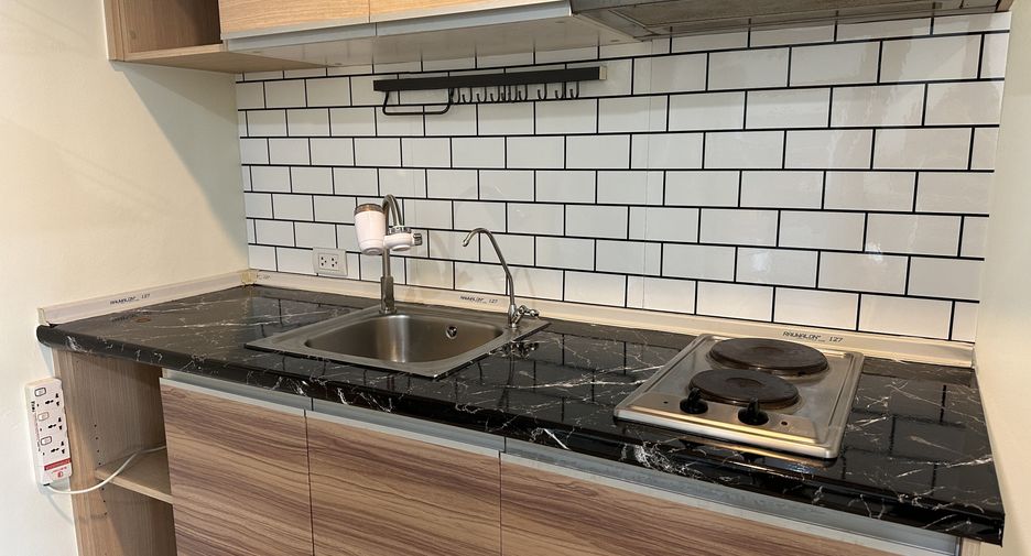 Condo en venta de 1 habitaciones en Huai Khwang, Bangkok