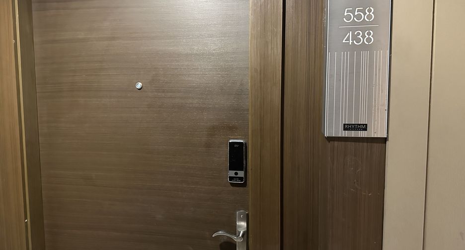 Condo en venta de 1 habitaciones en Huai Khwang, Bangkok