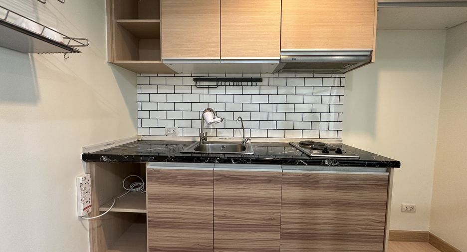 Condo en venta de 1 habitaciones en Huai Khwang, Bangkok