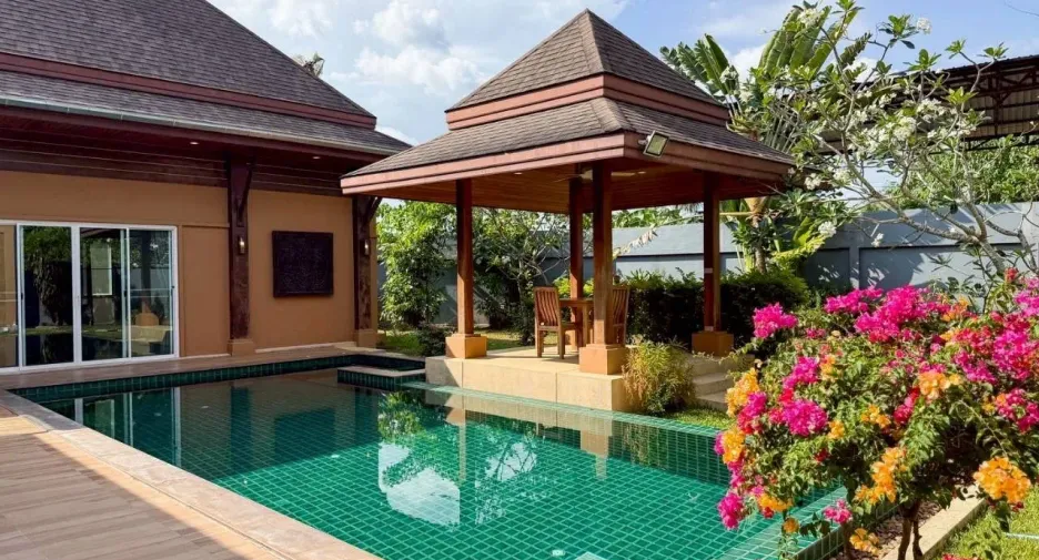 À vendre et à louer 3 chambres villa à Mueang Phuket, Phuket