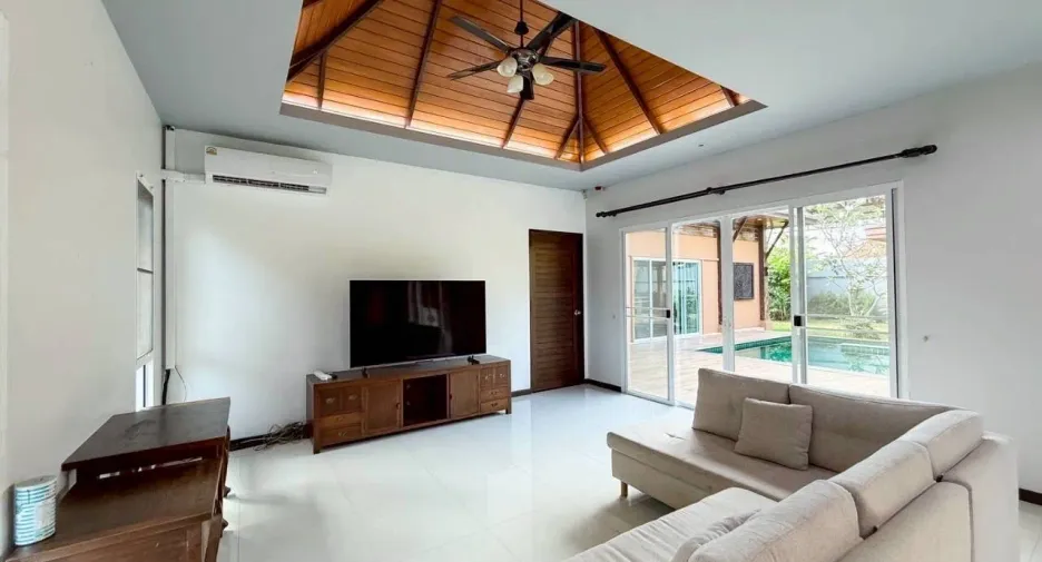À vendre et à louer 3 chambres villa à Mueang Phuket, Phuket