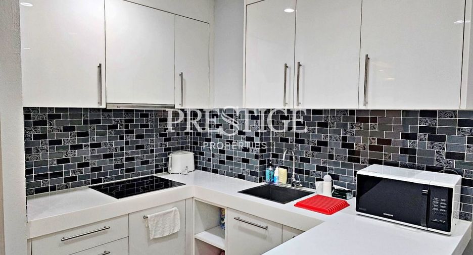 For rent 2 bedrooms condo in Bang Lamung, Chonburi