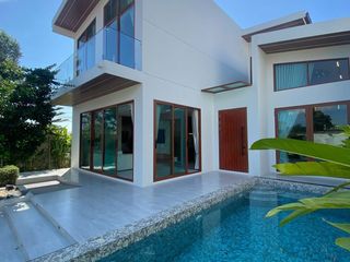 Villa zum Kauf mit 5 Zimmer in Bang Lamung, Chonburi