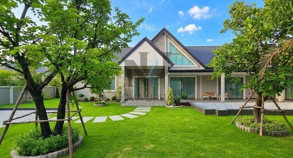 À vendre 4 chambres villa à Bang Lamung, Chonburi