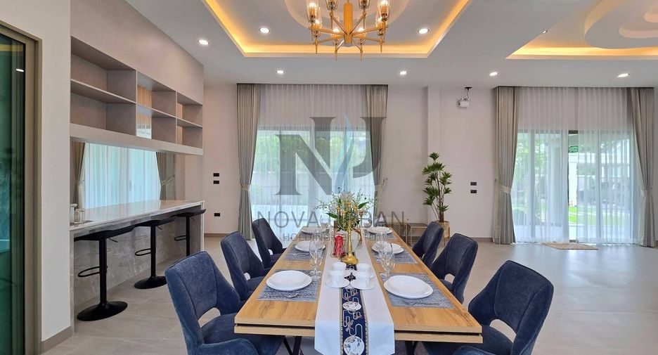 À vendre 4 chambres villa à Bang Lamung, Chonburi