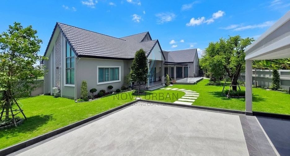 À vendre 4 chambres villa à Bang Lamung, Chonburi