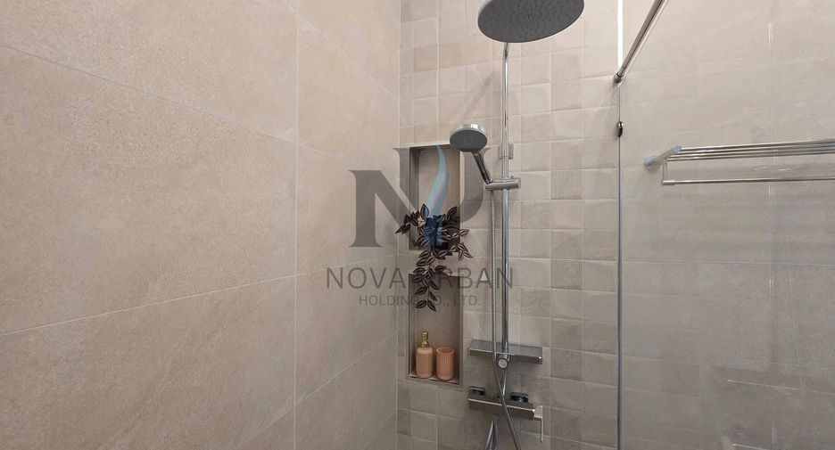 À vendre 4 chambres villa à Bang Lamung, Chonburi