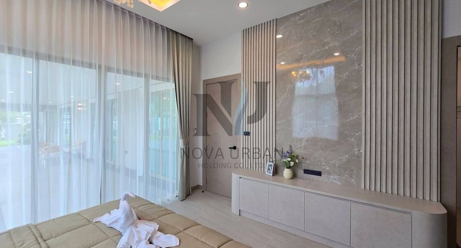 À vendre 4 chambres villa à Bang Lamung, Chonburi