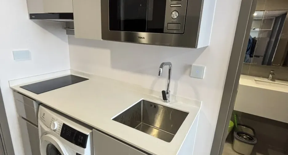For rent 1 bed condo in Khlong Toei, Bangkok