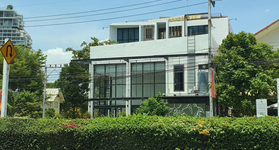For sale retail Space in Hua Hin, Prachuap Khiri Khan